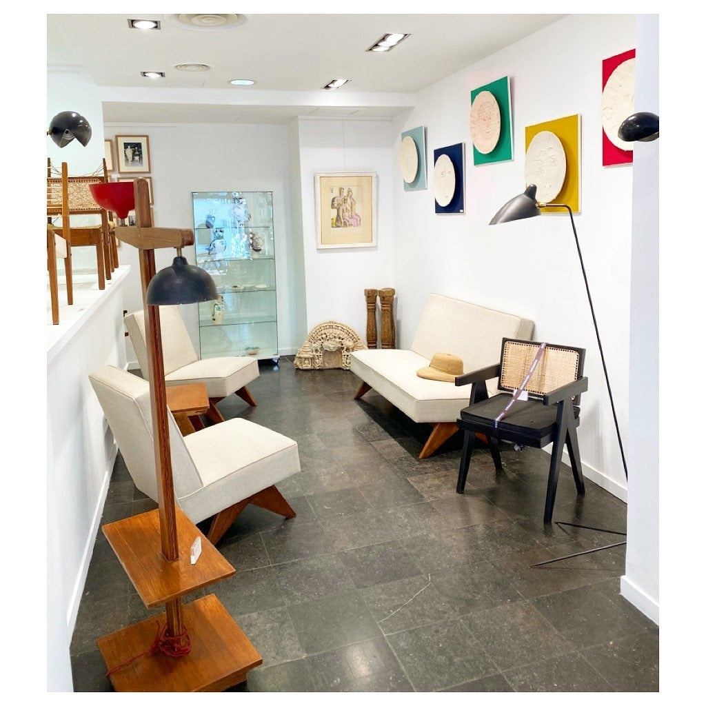 Photo by @jdartgallerydesign on Instagram